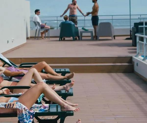 אכסניה Azorazul - Pool & Ponta Delgada