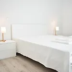 Azorazul - Pool & Hostel