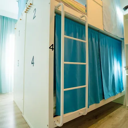 Azorazul - Pool & Ostello Ponta Delgada