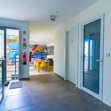 Azorazul - Pool & Hostel