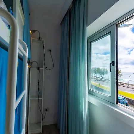 Hostel Azorazul - Pool & Ponta Delgada