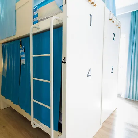 Azorazul - Pool & Auberge de jeunesse