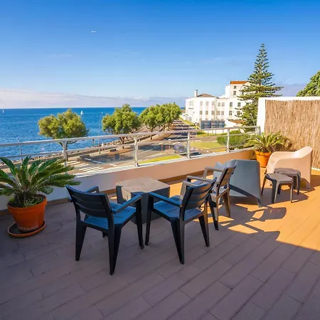 Azorazul - Pool & Ostello *