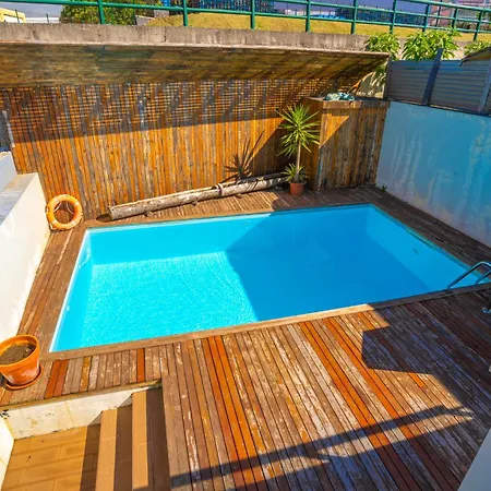 Azorazul - Pool & Vandrarhem Ponta Delgada