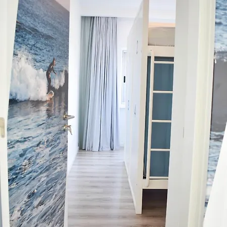 Azorazul - Pool & אכסניה