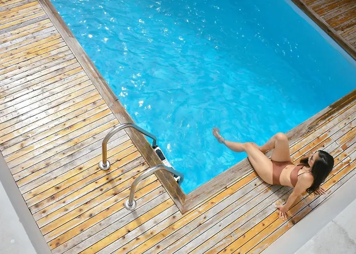 Hostel Azorazul - Pool &