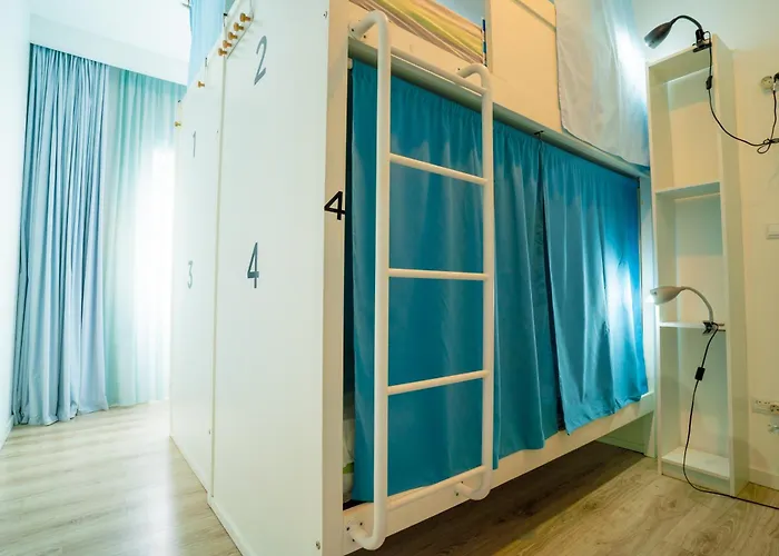 Azorazul - Pool & Hostel Ponta Delgada (Sao Miguel)